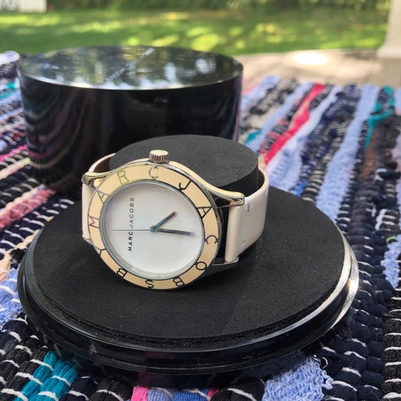 Marc by Marc Jacobs White Oversized Watch - Picture 2 of 6